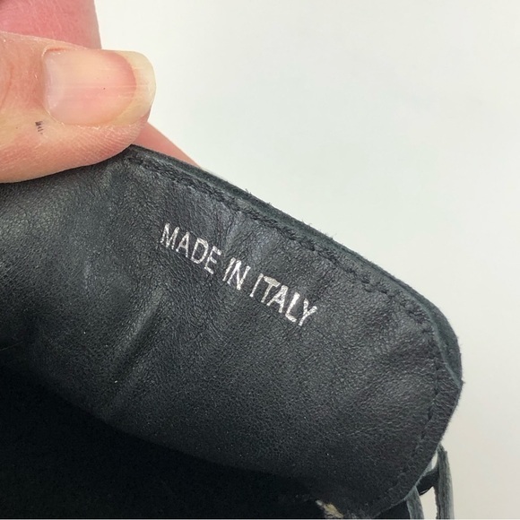 Black and Cream Mules with Chain Detail - Picture 9 of 9